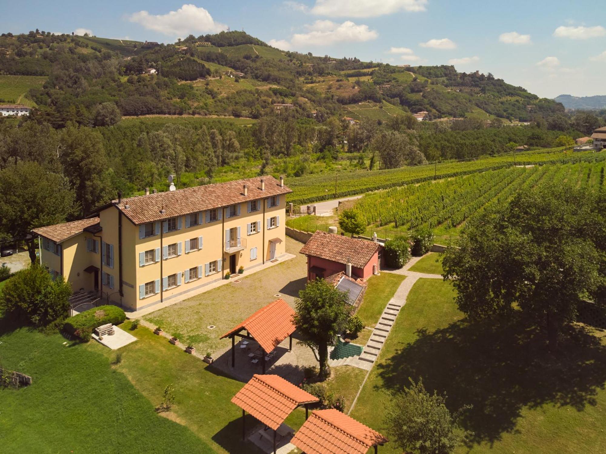 Vigna Dell'Acqua Villa Santo Stefano Belbo Dış mekan fotoğraf