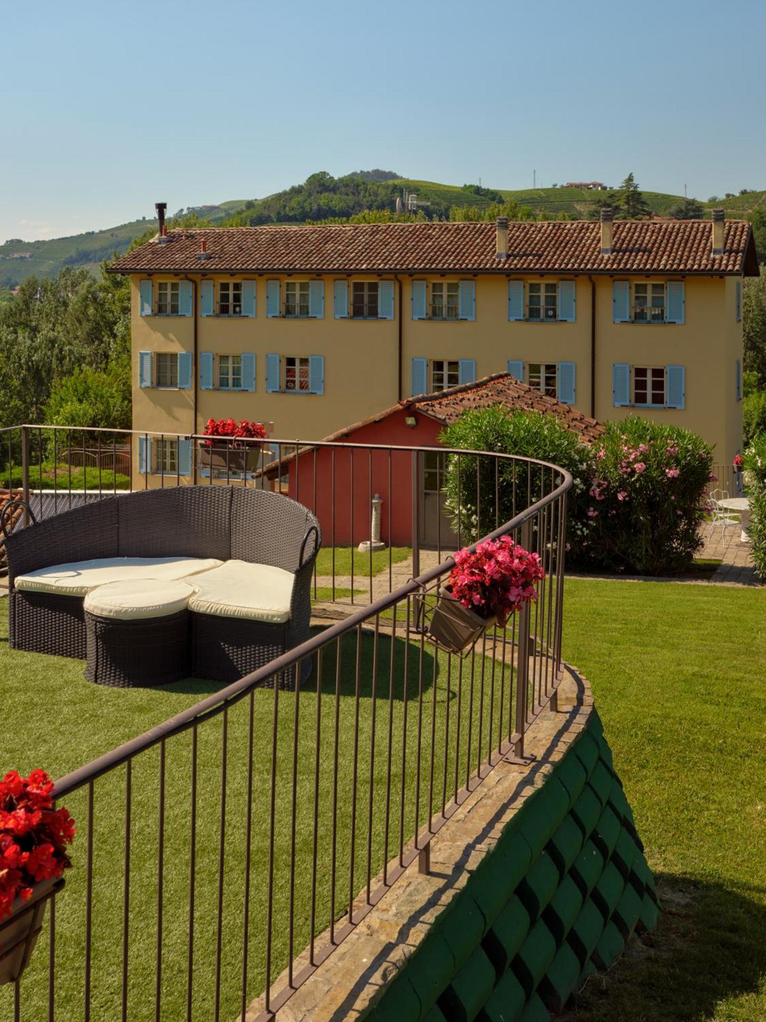 Vigna Dell'Acqua Villa Santo Stefano Belbo Dış mekan fotoğraf